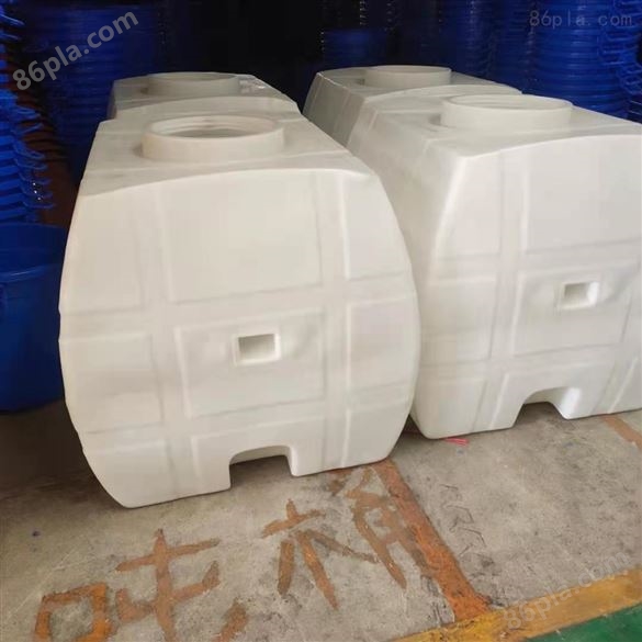 车载卧式塑料水箱储水罐家用水塔蓄水桶