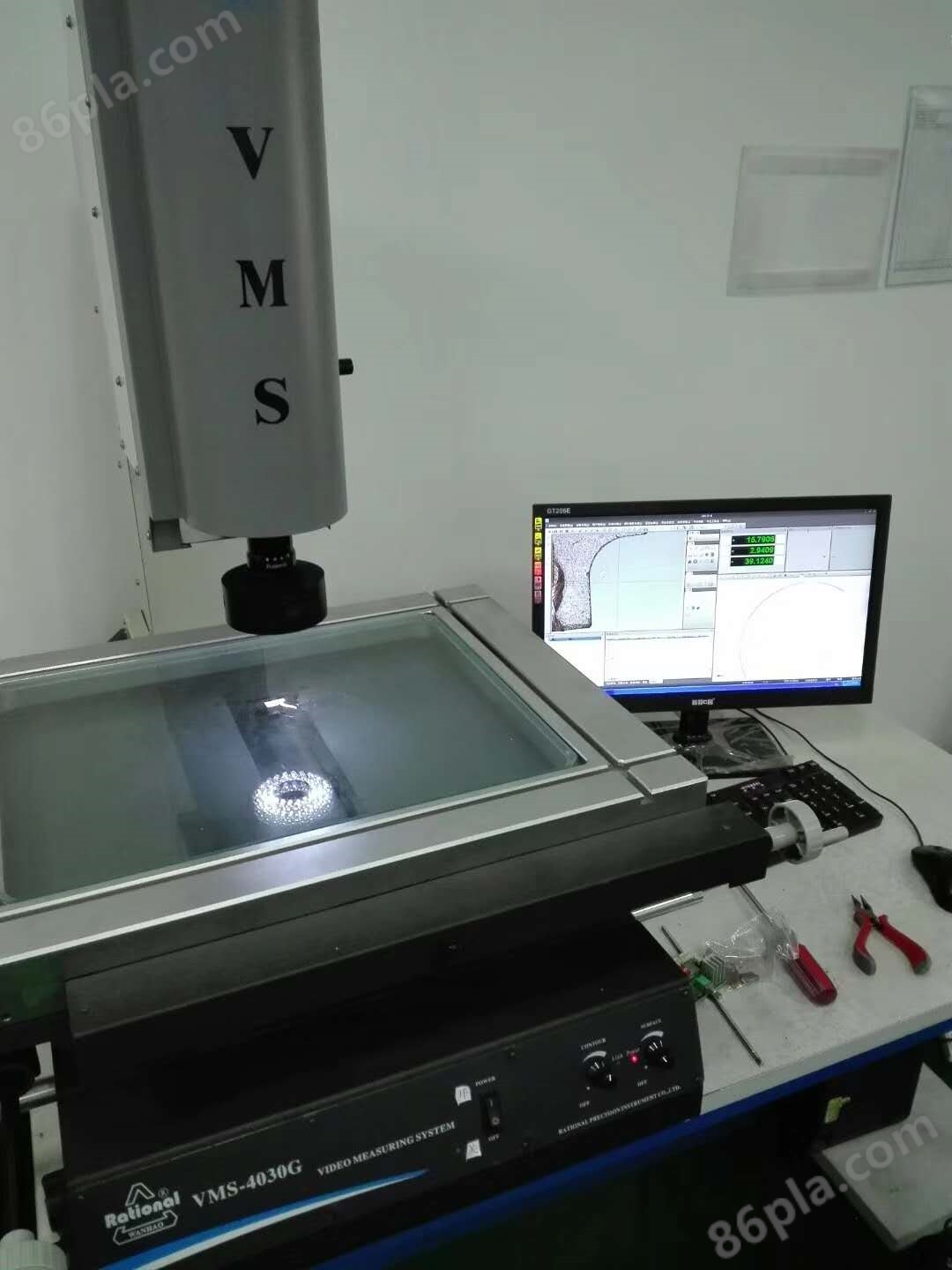 万濠手动经济型二次元测量仪VMS-4030G 东莞现货 一级签约代理十年专业供应